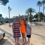 Val Gibson - @val.gibson.127 - Instagram