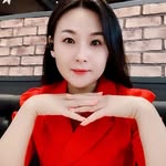 Emily (许亿婉） - @valsharessgillespie - Instagram