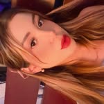 Av - @vall.anelly - Instagram