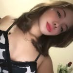 Valerie Hart - @val_hrt04 - Instagram