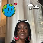 Valencia Robinson - @vmarie.robinson - Instagram