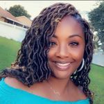 Valencia Terrell Holiday - @valholiday - Instagram