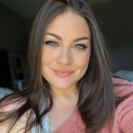Valentina Pierce - Facebook