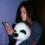 Valeria Caroline - @valeria_block - Instagram