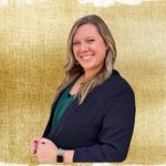 Valerie Ayers - @ondeckwithdrayers - Instagram