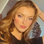 valerie juliette 🦋 - @valerielooman - Instagram
