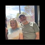 Valerie McDaniel - @mamavlovesvintage - Instagram