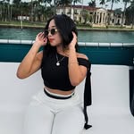 Valery Rivera - @polesyvale - Instagram