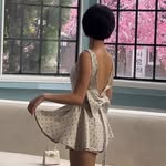 Jolie Tran - @v.a.n.brown - Instagram