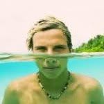 Derreck Van Burton - @surfinwitdreads - Instagram