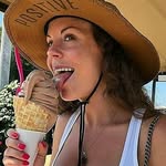 Chloe Vancain - @vancainc - Instagram