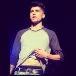 Van Hughes - @wowmowind - Instagram