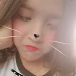 Nhi Lê - @loney.van - Instagram