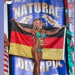 Vanessa Aichele - @van_nice_pnbapro - Instagram
