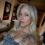 Nessa - @vanvoune - Instagram