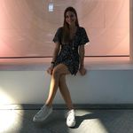 Nessi - @vanessaanders - Instagram