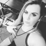 Vanessa Tchordach Armbruster - @tchorcharmbruster - Instagram