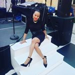 Vanessa Benoit - @yesising - Instagram