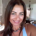 Vanessa Berrios - @themysticalconnection - Instagram
