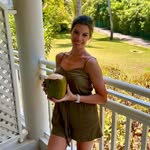 Vanessa Bouchard - @vanessalouisa - Instagram