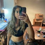 vanessa - @vanessabundy - Instagram