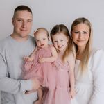 Vanessa Bursell - @vanessabursell - Instagram