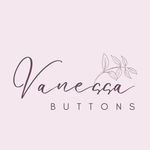 Vanessa Buttons - @vanessabuttons - Instagram