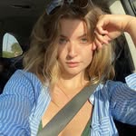 Vanessa Cage - @vanessacage67 - Instagram