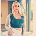 Vanessa Cage - @cage1238 - Instagram
