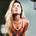 Vanessa Cloud - @vanessacloud - Instagram