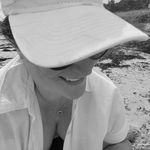 Vanessa DeWitt - @thevanessadewitt - Instagram