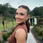 Vanessa Becker - @vanessabeecker - Instagram