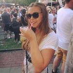Vanessa Ernst - @vanessa_921009 - Instagram