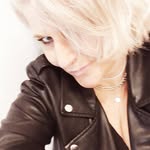 Vanessa Geiger - @vanilovesblue - Instagram