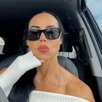 Vanessa Holly - @vanessaholly27 - Instagram
