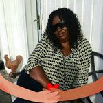 Vanessa Howell - @vanessa.howell.52 - Instagram