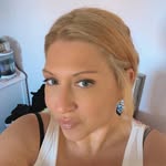 Vanessa Lapointe - @sunshinevan80 - Instagram