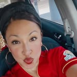 Vanessa Lara - @alaragoods - Instagram
