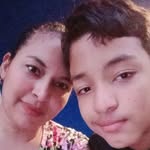 Vanessa Larez - @larez1857 - Instagram