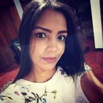 Vanessa Larez - @vanessa_larezq - Instagram