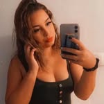 Vanessa Larry - @vanessa__larry122 - Instagram