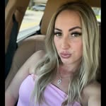 Vanessa Mesa - @_mesita_ - Instagram