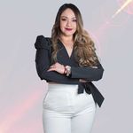Vanessa Mireles - @vanessamirelesmicroblading - Instagram