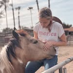 Vanessa Glenn - @vanessa.plants - Instagram