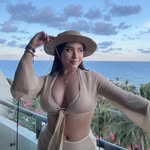 Vanessa Romo. - @vanessa_rm15 - Instagram
