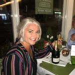 Vanessa Steenton - @vanessasteenton - Instagram