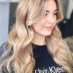 Beauty Assistentin bei Gabi Stern Beauty Team⭐️ - @vanessa_sterncrew - Instagram