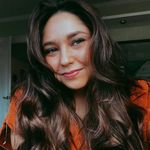 Vanessa Tipton - @nessa_bee94 - Instagram