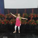Freelance Florist (Vanessa Tobin) - @freelancefloristire - Instagram