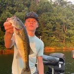 Vann Thomas - @vann_thomas2955 - Instagram